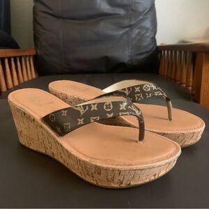 Custom painted wedges